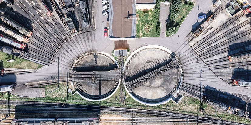 Tables tournantes ferroviaires